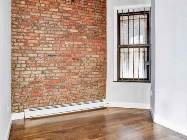 3-Bedroom at 141 Ridge Street