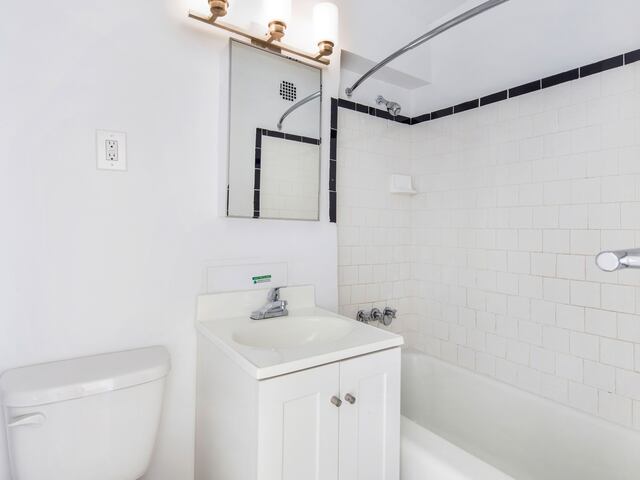 2-Bedroom at LeFrak City: Rome
