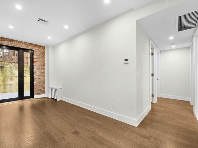 3-Bedroom at 226 East 70th Street