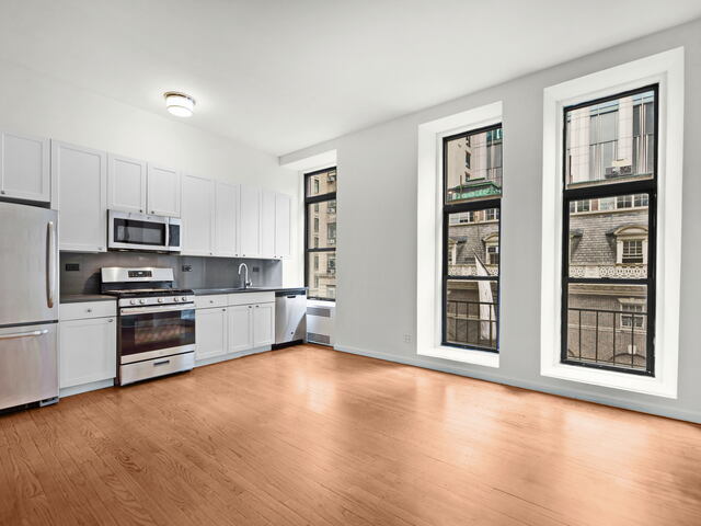 2-Bedroom at 121 Madison Avenue