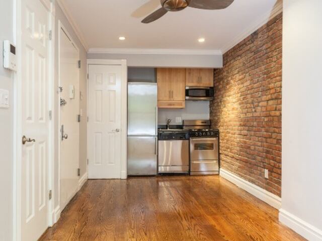 1-Bedroom at 521 East 5th Street