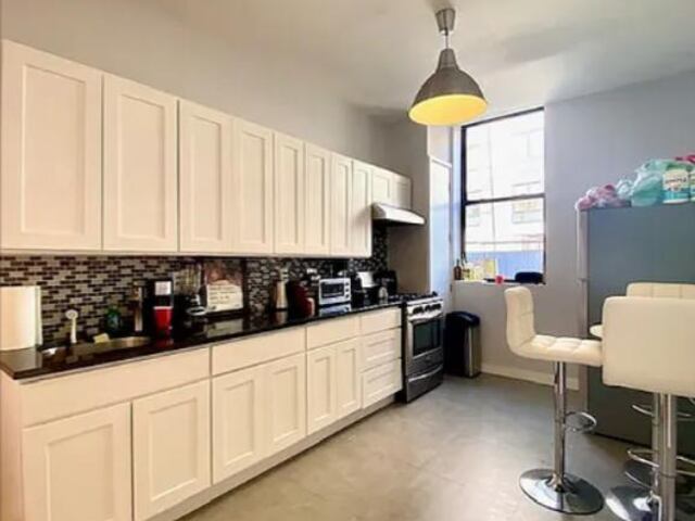 3-Bedroom at 795 Flushing Avenue