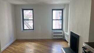Studio at Sullivan Mews: 113 Sullivan (Manhattan)