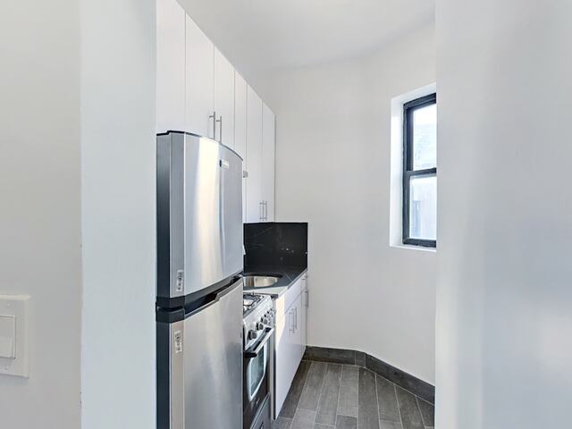 Studio at 624 East 11th Street