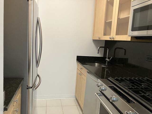 1-Bedroom at West River House