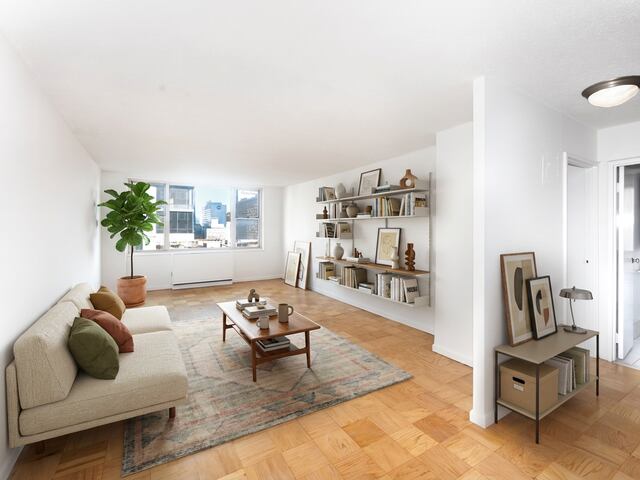 1-Bedroom at Murray Hill Manor
