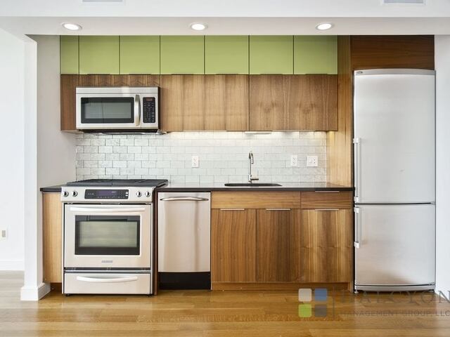 Studio at 101 Bedford Avenue