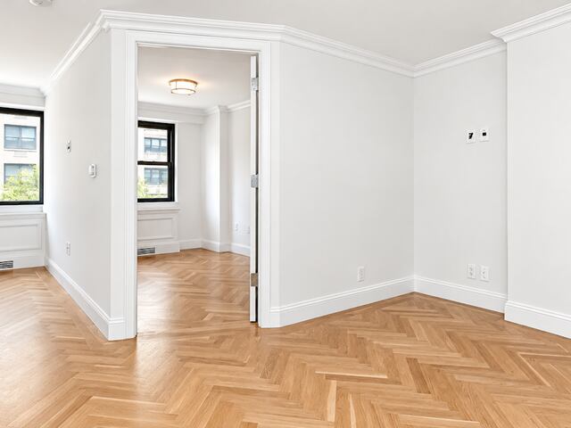 2-Bedroom at Yorkshire Towers