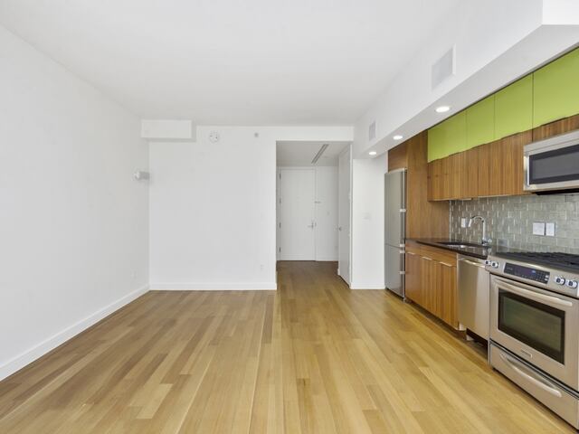 Studio at 101 Bedford Avenue