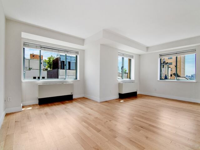 2-Bedroom at 100 Jane Street