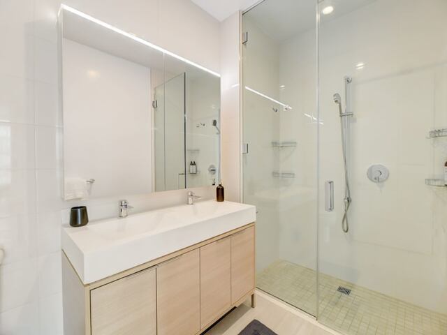 2-Bedroom at 180 Water Street