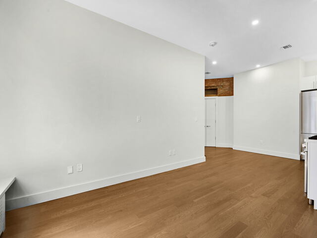 2-Bedroom at 121 Madison Avenue