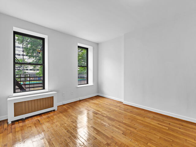 1-Bedroom at 426 West 49th Street
