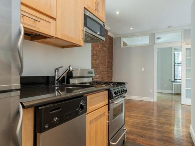 1-Bedroom at 95 Perry Street