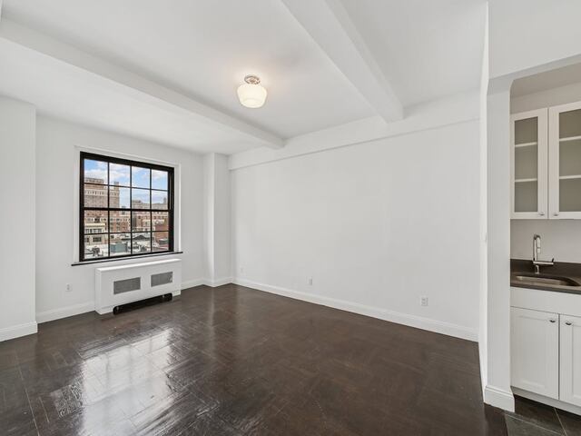 1-Bedroom at South Pierre (aka 160 West 71st)