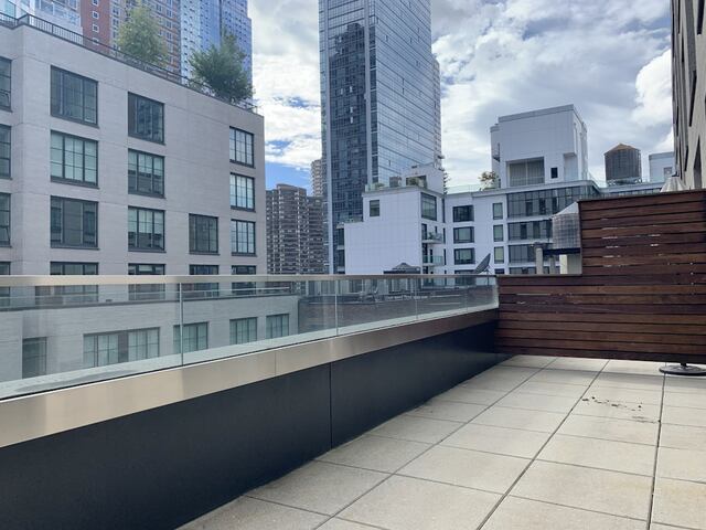 2-Bedroom at 535W43