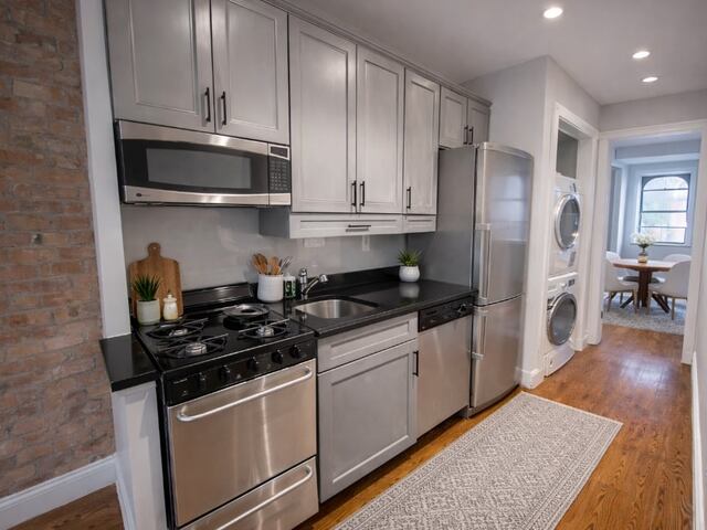 2-Bedroom at 147 Avenue A