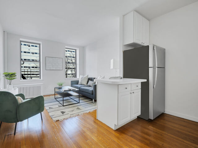 1-Bedroom at 426 West 49th Street