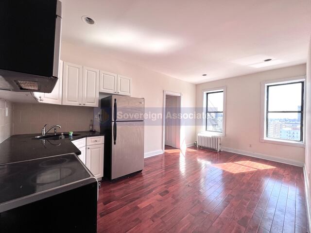 2-Bedroom at 20 Magaw Place
