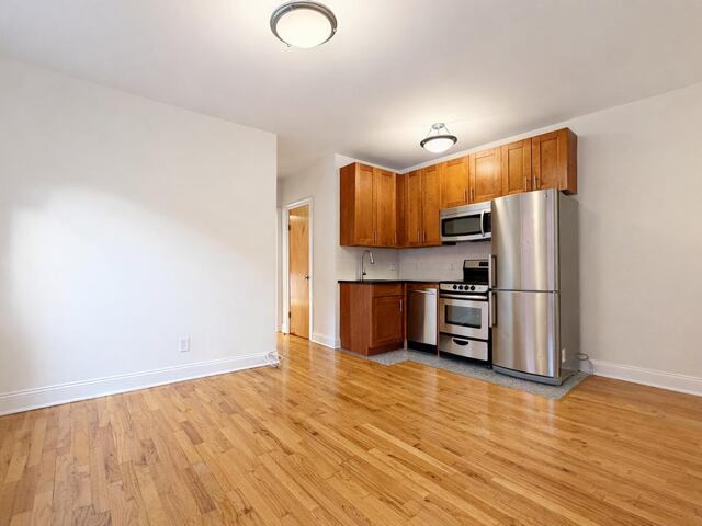 2-Bedroom at 615 Fort Washington Avenue