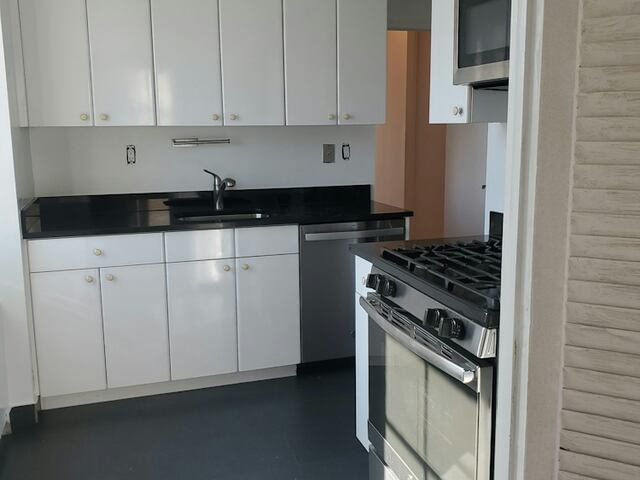 2-Bedroom at Carlton Towers