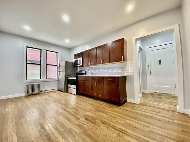 2-Bedroom at 24 Thayer Street