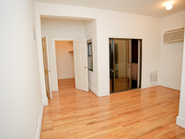 3-Bedroom at 113 East 31st Street