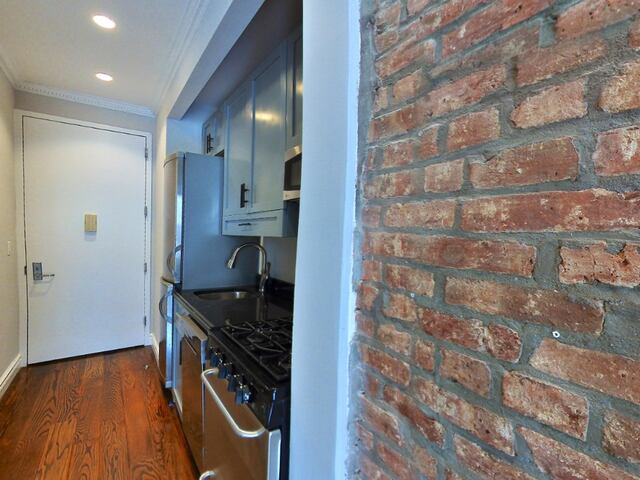 2-Bedroom at 202 East 13th Street