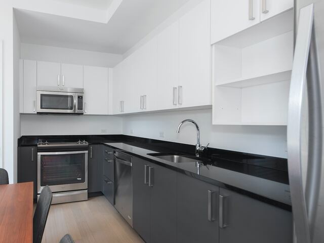 1-Bedroom at 70 Pine Street