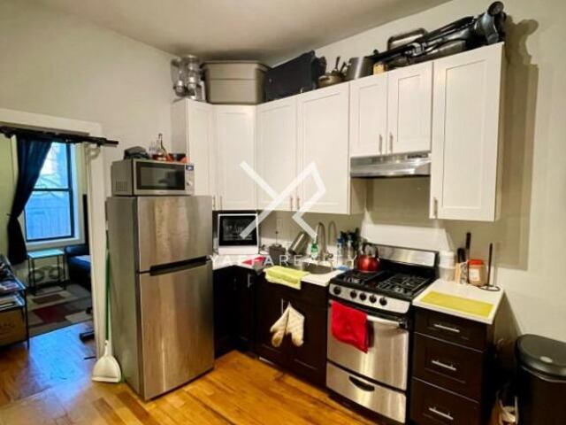 2-Bedroom at 807 Saint Johns Place