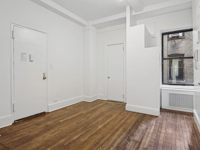 1-Bedroom at 19 West 69th Street