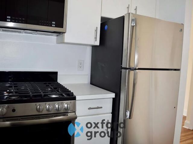 3-Bedroom at 21 Astor Place
