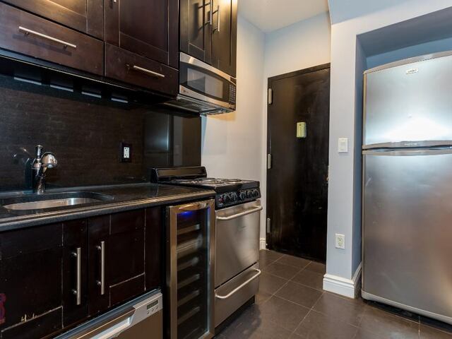 1-Bedroom at 229 First Avenue