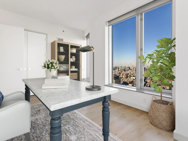 3-Bedroom at New York by Gehry