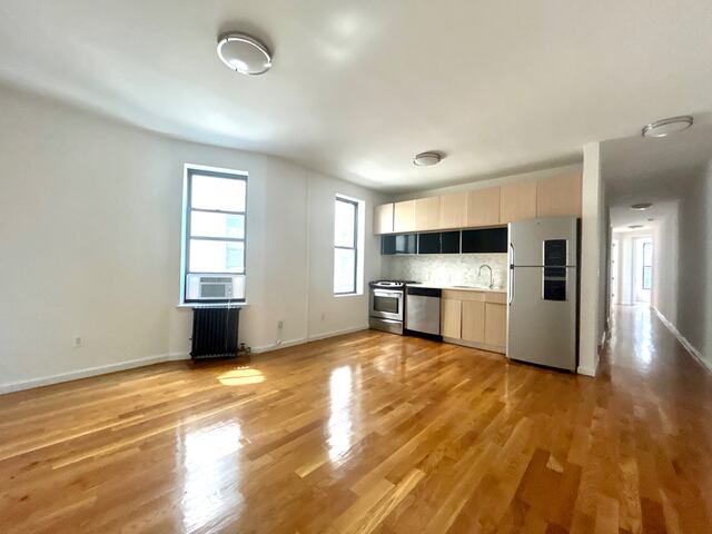 3-Bedroom at The Westbourne : 605 West 137th