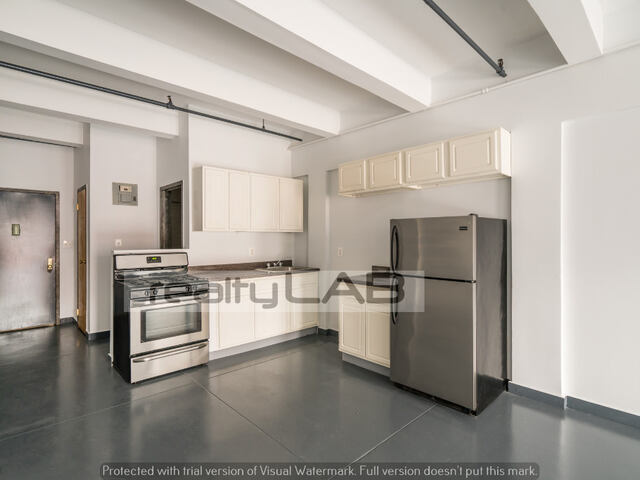 Studio at 1236 Atlantic Avenue