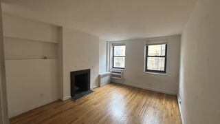 Studio at Sullivan Mews: 113 Sullivan (Manhattan)