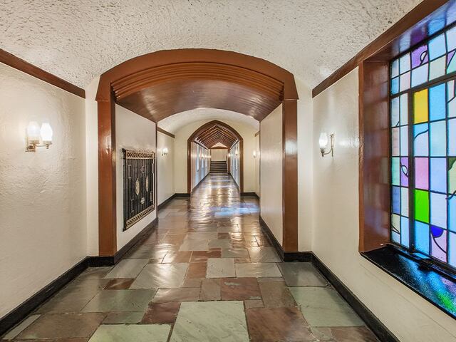405 East 54th Street photo