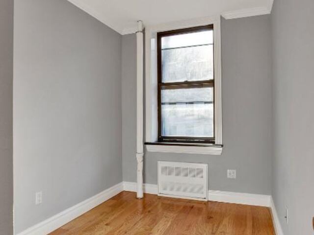 2-Bedroom at 424 East 9th Street