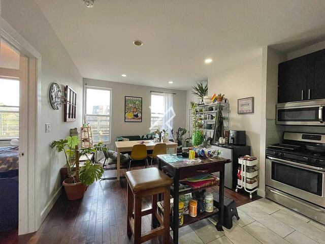 3-Bedroom at 1207 Myrtle Avenue