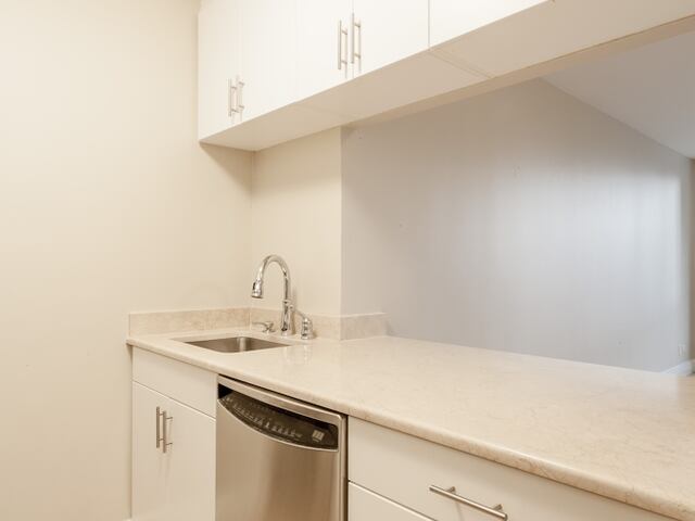 1-Bedroom at 30 Lincoln Plaza