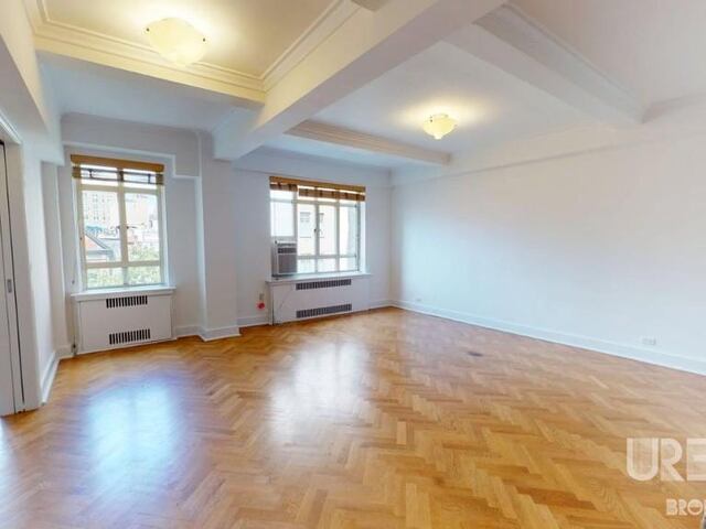 1-Bedroom at 10 West 74th Street