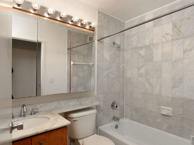 1-Bedroom at The Murray Hill