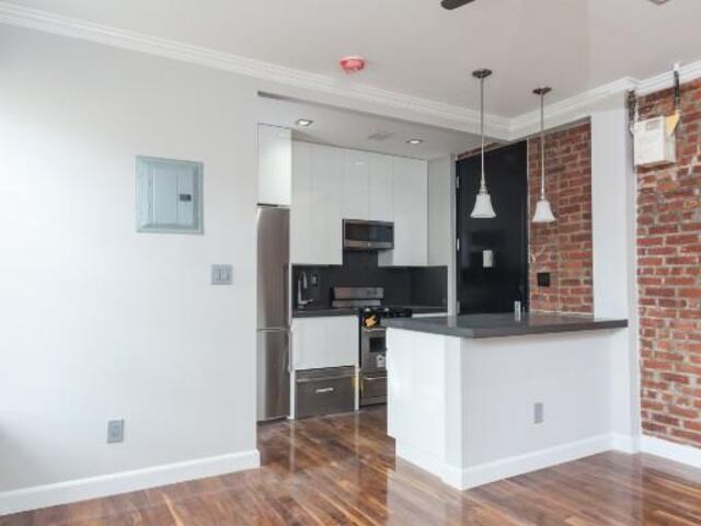1-Bedroom at 2100 Second Avenue
