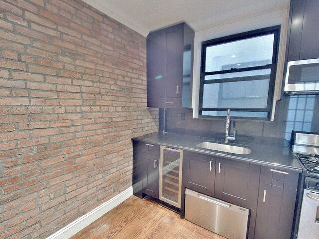2-Bedroom at 422 East 9th Street