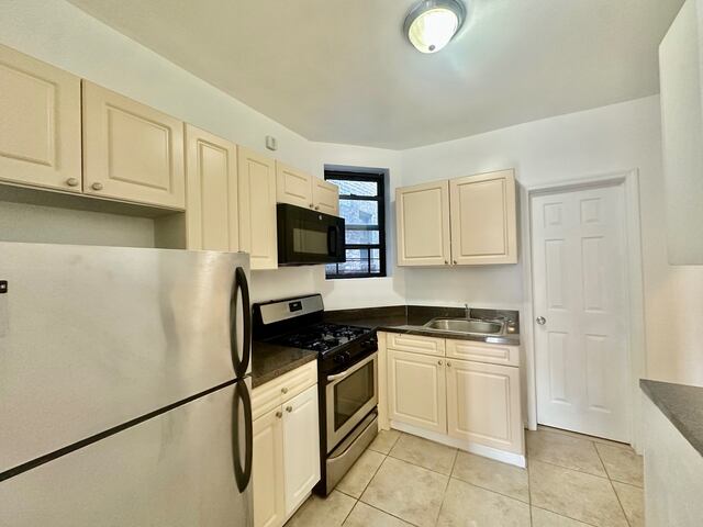 2-Bedroom at 414 East 83rd Street