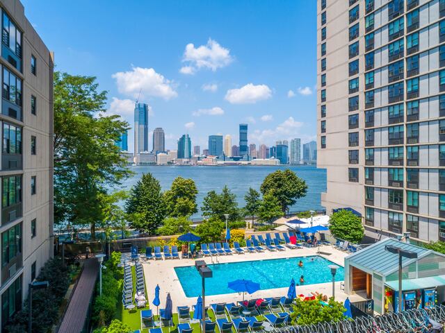 1-Bedroom at Gateway: 375 South End