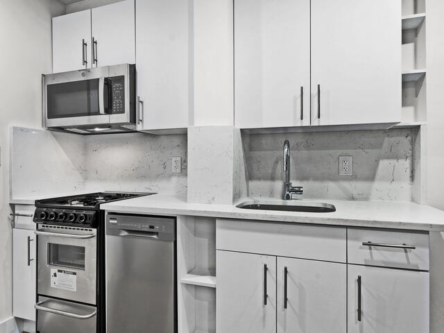 Studio at 98 Christopher Street