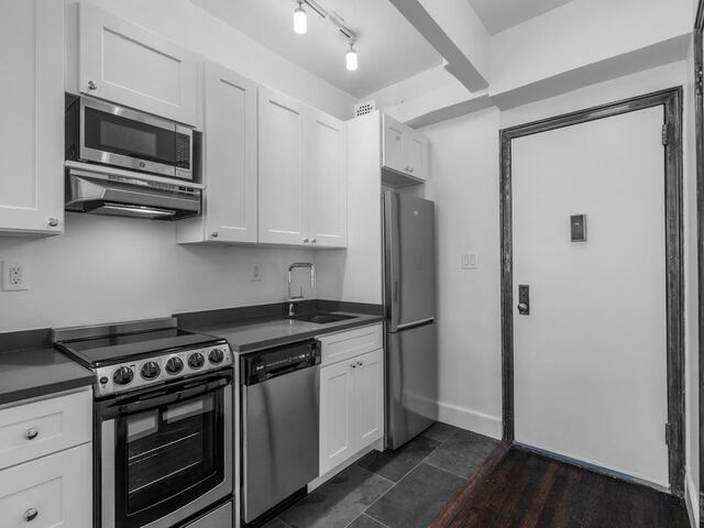 1-Bedroom at 24 Fifth Avenue