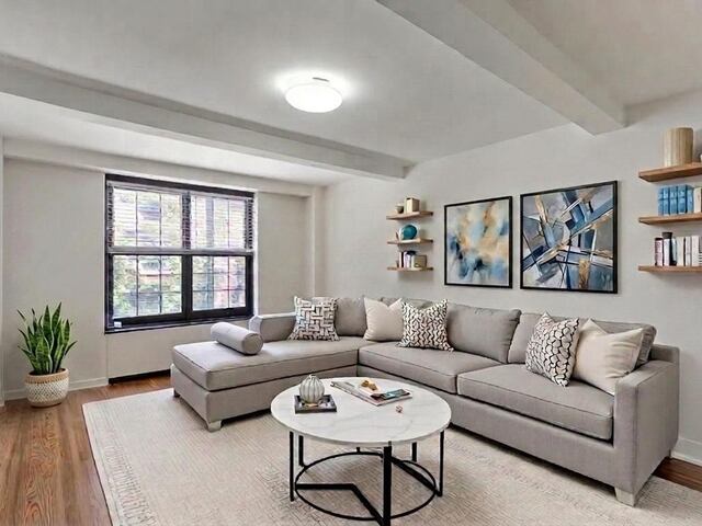1-Bedroom at London Terrace Gardens: 440 West 24th